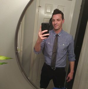 Meet your Posher, Tom